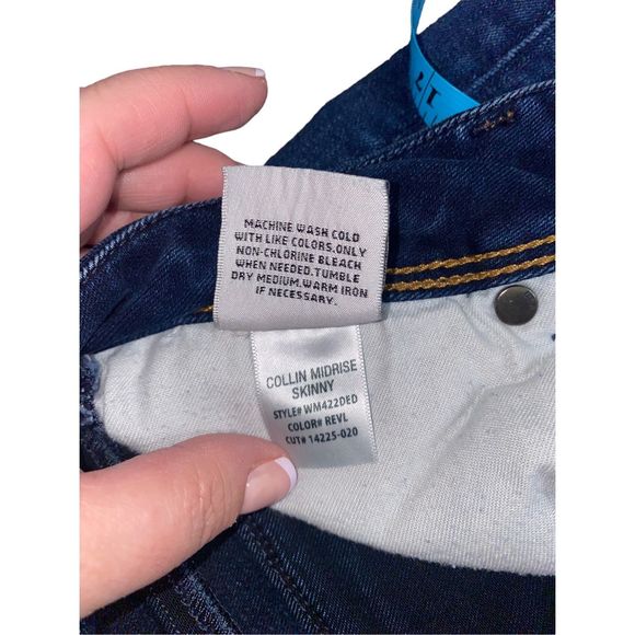 Gently Used Hudson Collin Mid-Rise Skinny Jean 30 - Picture 8 of 13